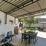 House Ulika Holiday home
