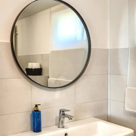 House Ulika Дом отдыха Пула