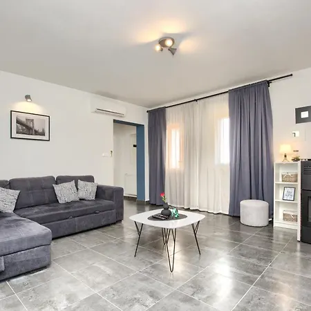 Дом отдыха House Ulika Пула