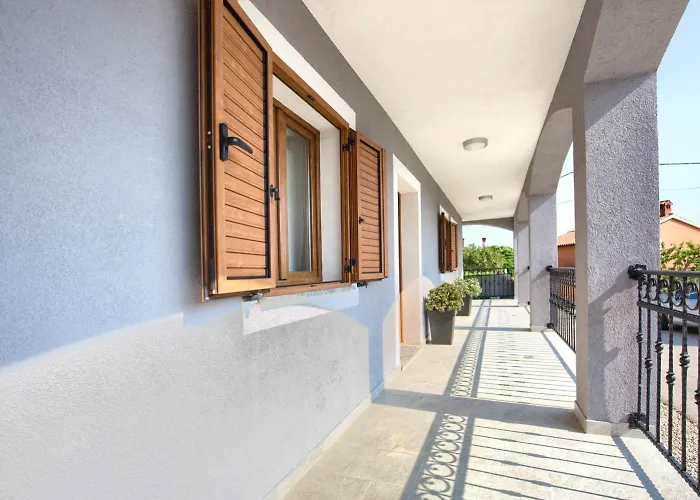 Σπίτι διακοπών House Ulika *