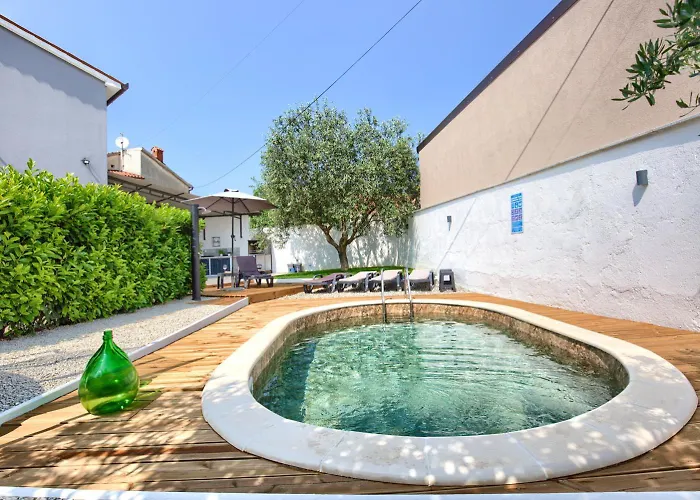 Σπίτι διακοπών House Ulika *