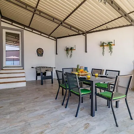Holiday home Ulika Pula