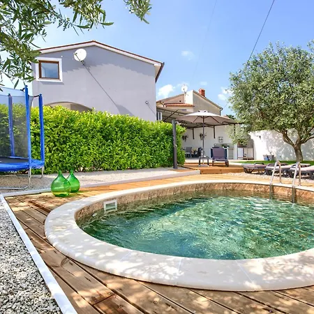 Holiday home Ulika *