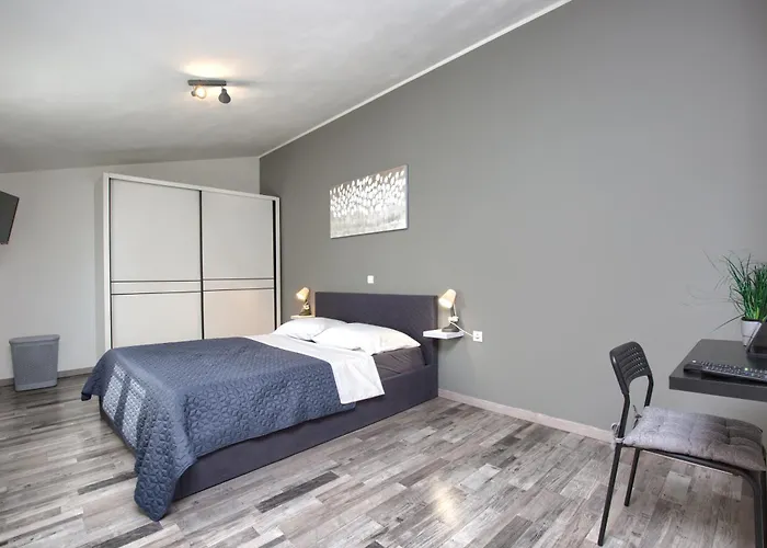 House Ulika 펜션 *