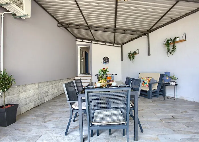 House Ulika Tatil Evi Pula