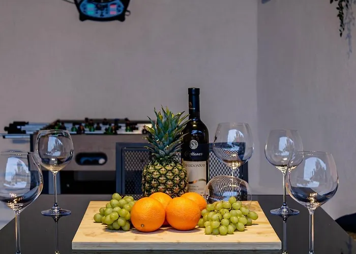 House Ulika * 풀라