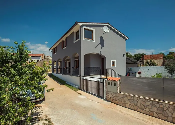 House Ulika Tatil Evi Pula