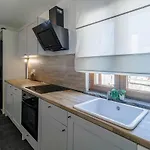 House Ulika * פולה