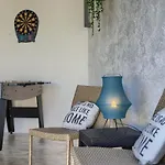 בית נופש House Ulika פולה