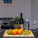 House Ulika * פולה